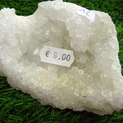 Géode  Cristal de Roche (12) 179 g