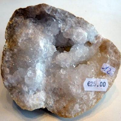 Géode  Cristal de Roche (12) 700 g