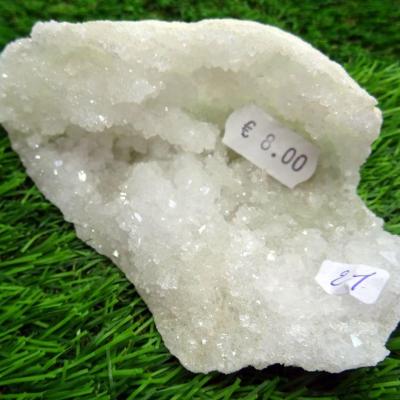 Géode  Cristal de Roche (21) 120 g