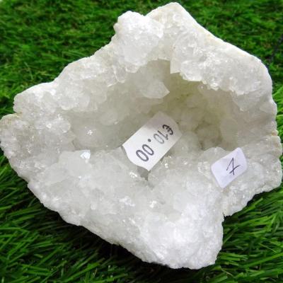 Géode  Cristal de Roche (7) 248 g